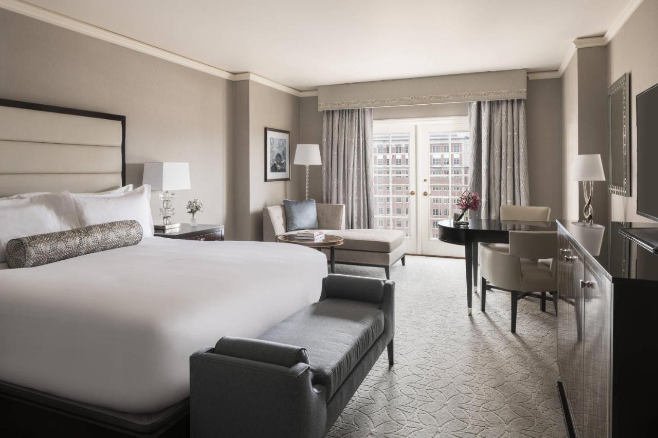 Club level Guest room 1 King Bed High floor,1618827690:JPEG